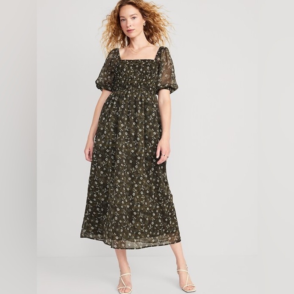 Old Navy Women’s Floral Midi Dress Size L | Puff Sleeve Square Neck.